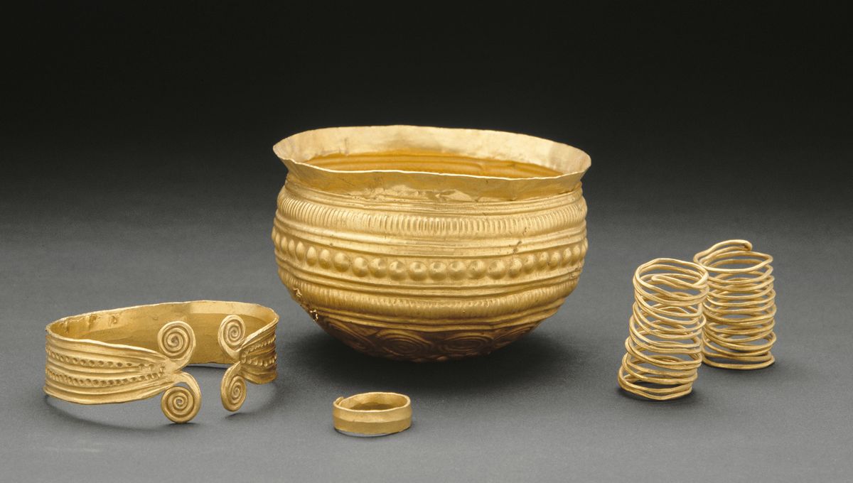 accessoire en bronze accessoire en bronze bronze accessory accesorio de bronce